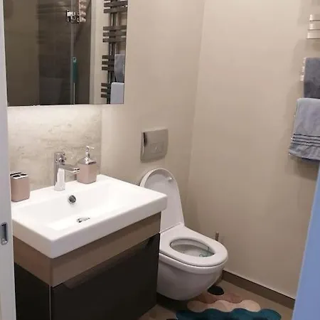 Metropol Towers Lovely Studio Apartment *
